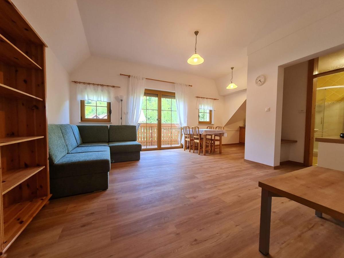 Apartments Karmen Ратече Екстер'єр фото