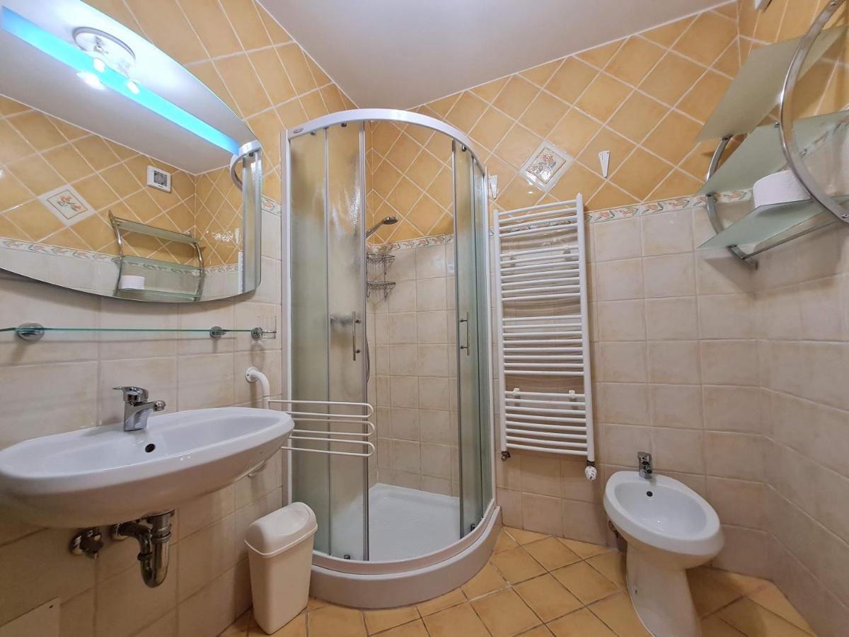 Apartments Karmen Ратече Екстер'єр фото