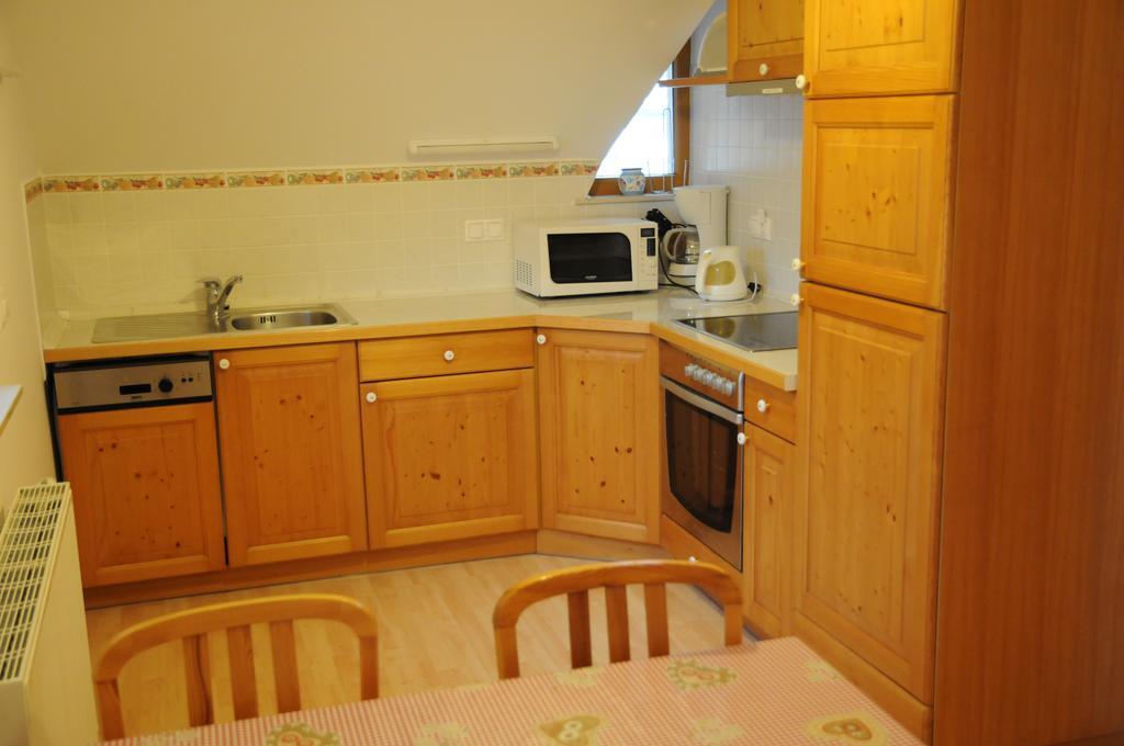 Apartments Karmen Ратече Екстер'єр фото